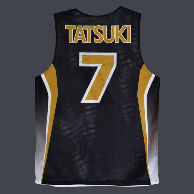 黒とゴールドのワイルドな配色のバスケユニフォーム | 作成事例 フォト