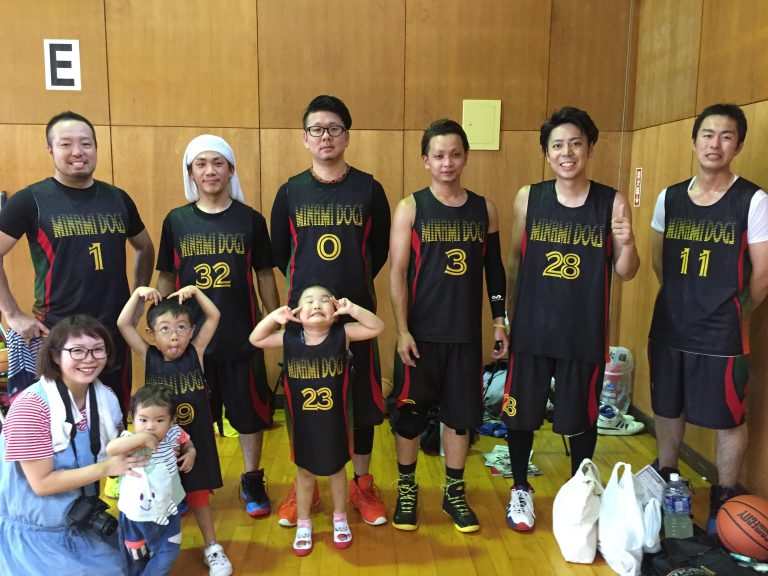 MINAMI DOGS様 バスケユニフォーム オーダー事例
