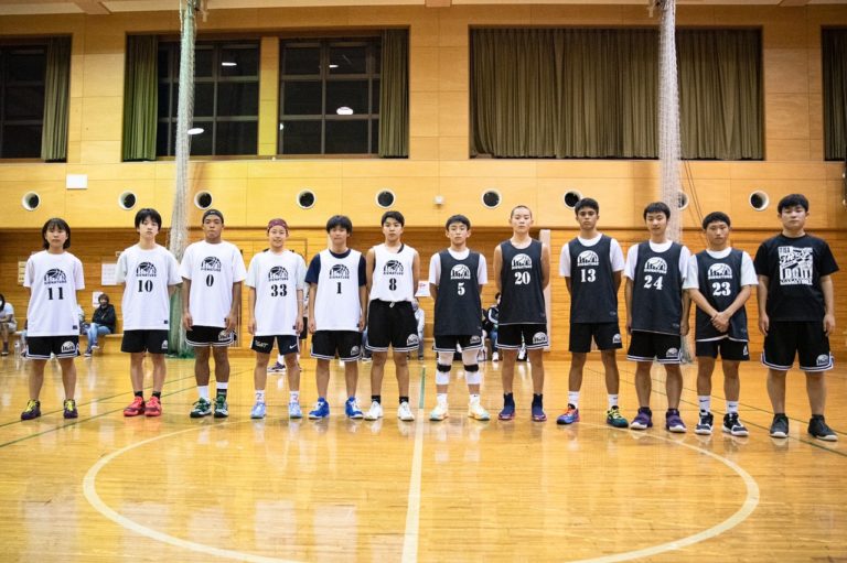 SIGNATURE様　バスケ圧着リバーシブルウェア　オーダー事例