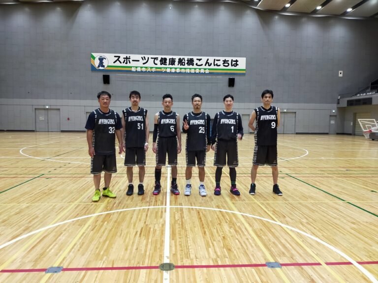 AVENGERS様　バスケリバーシブルウェア　オーダー事例