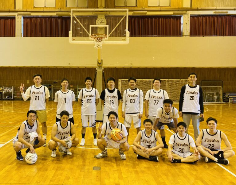 Freaks様　バスケリバーシブルウェア　オーダー事例